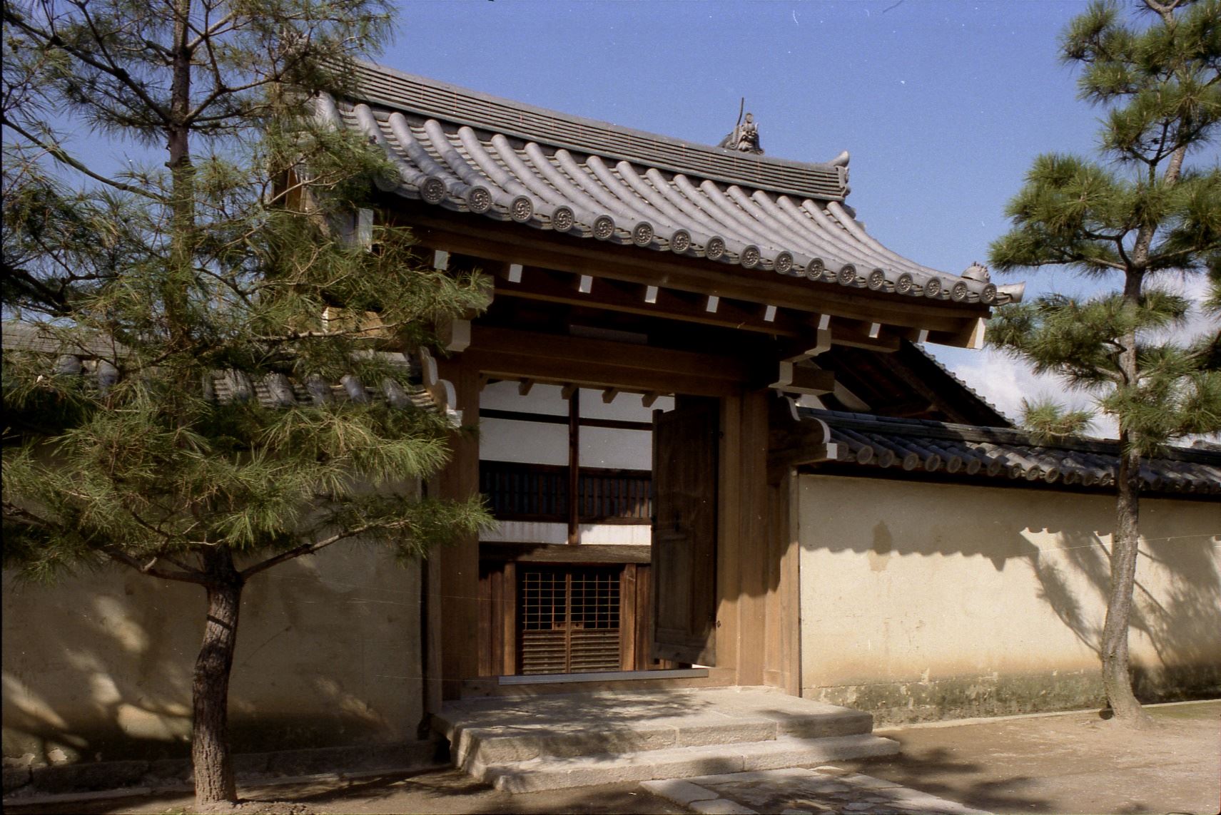 大徳寺養徳院　総門　新築工事