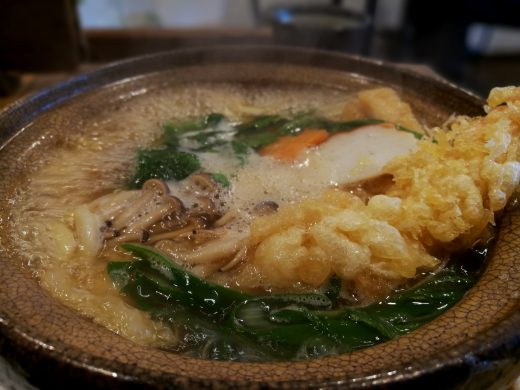 鍋焼きうどん　あおい