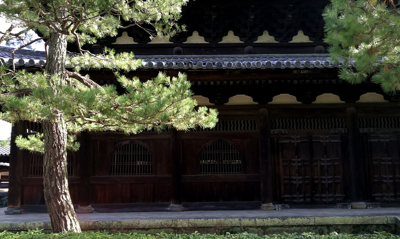 大徳寺　法堂