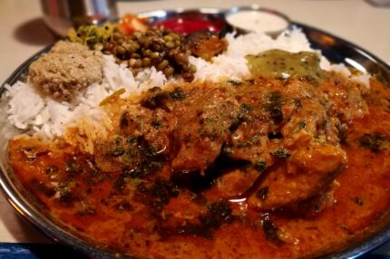 ムジャラ　チキンカレー