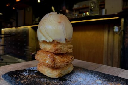 piu_cafe　アップルパイ