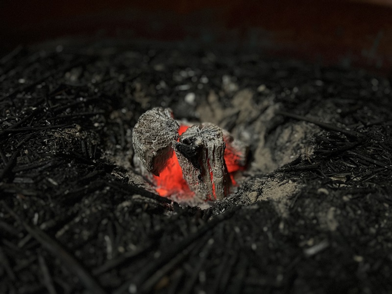 火鉢の炭