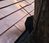 茶室の屋根　銅板一文字葺き（平葺き）