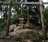 三上山山頂　御神神社奥宮